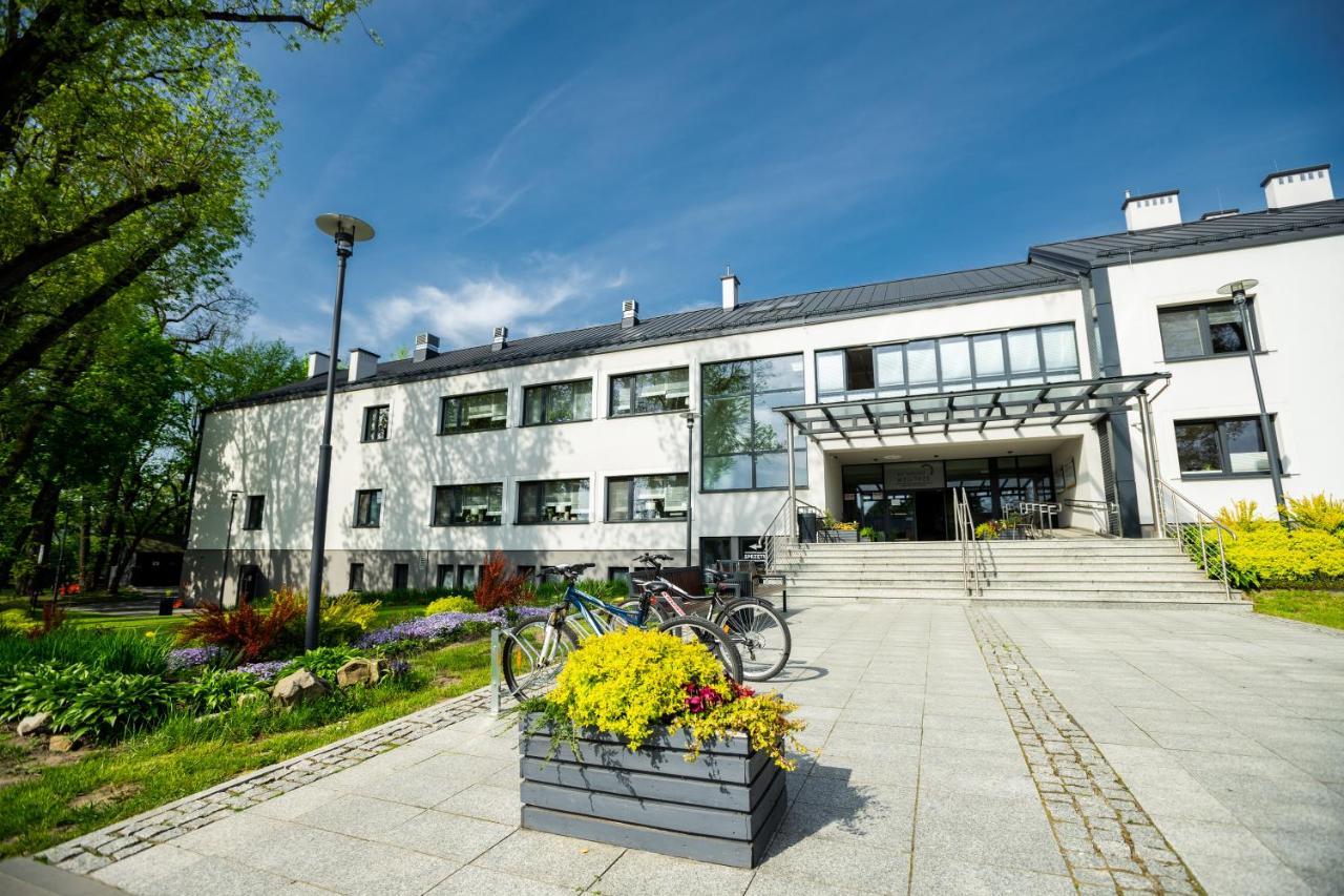 Centrum Rehabilitacji Spolecznej I Zawodowej Zaz Sloneczne Wzgorze Tarnów Eksteriør billede